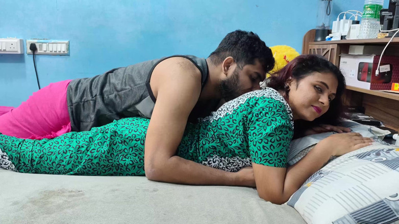 Vaigavarun45: Mallu Hot Wife Ass Kiss Romance by Husband