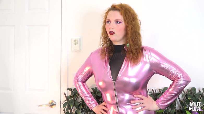 Haylee Love: Poison ivy fa di Robin il suo schiavo parte 6