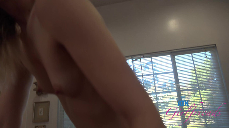 ATK Girlfriends: Tanggal Virtual