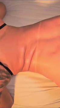 Transformando o cu dessa prostituta em uma buceta e deixando-o completamente escancarado do jeito que seu marido corno gosta