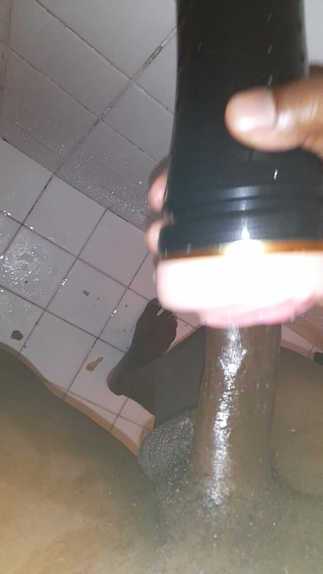 Jerking off S9 E9 (Black guy) Jerking off S9 E9 (Black guy)
