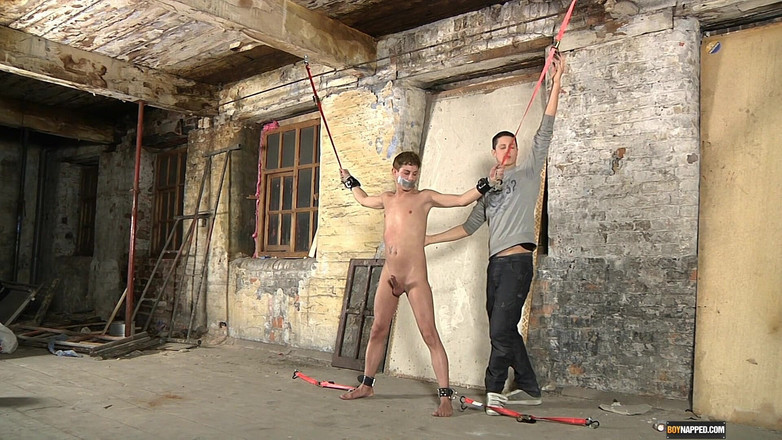 BoyNapped: Bailey este scursă de spermă