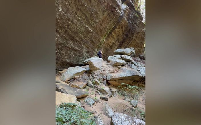 South Side Niki: Wandern im freien blowjob
