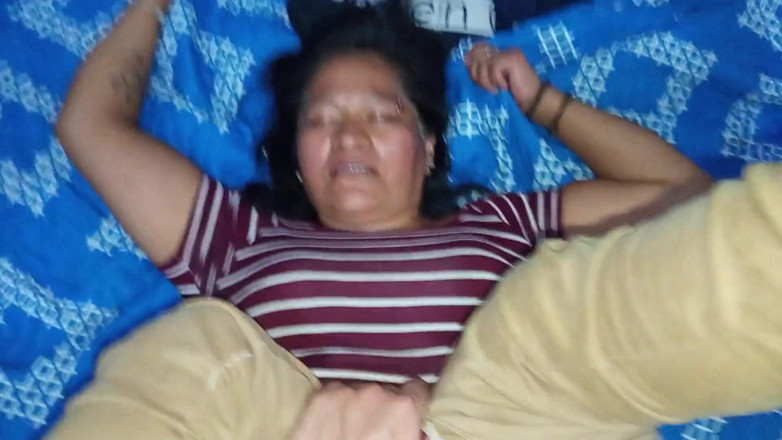 Moo DBOXXX: Menghamilkan ibu mertua saya, dia suka berkongkek dengan saya