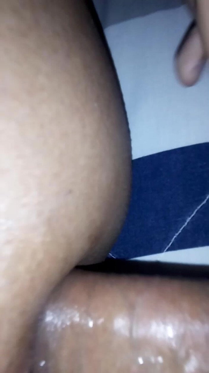 SjAtA94: Vecina mea matură mă fute bine