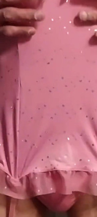 Cdmichelle na sobě růžový sexy teddy s podvazkovými strapy si hraje s jejím ptákem