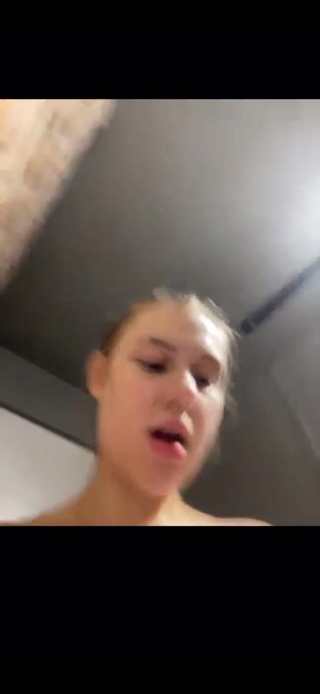 JuiceLussie: Extreme Fucking in the Gym