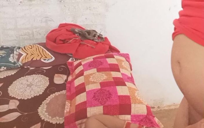 Bed: Desi hot bhabhi ngentot