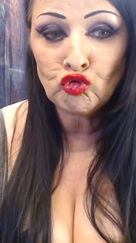 Big Red Glossy Duck Lips