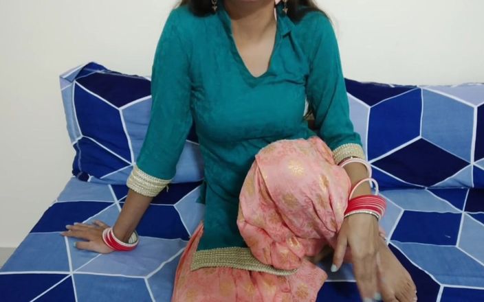 Saara Bhabhi: Hindi seksverhaal rollenspel - hete mooie milf Bhabhi rollenspel seks met...