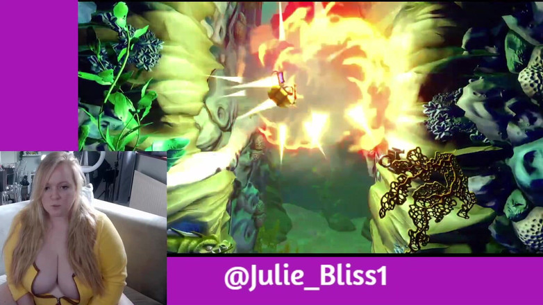 Julie Bliss: ゲーマーガール - クラッシュバンディクー3