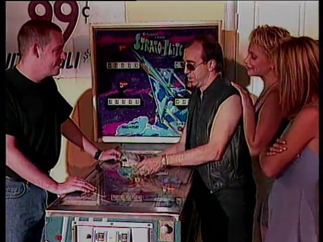 Old Good Porn: Geile blonde schlampe genießt cumshots, nachdem sie einen schwanz gelutscht...