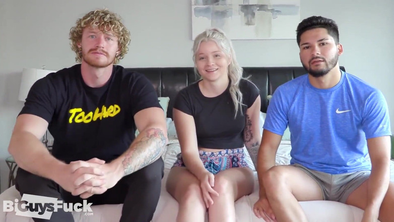 Bi Guys Fuck: Bisexual Piledriver Fuck. Hot Muscle Blonde Jock.