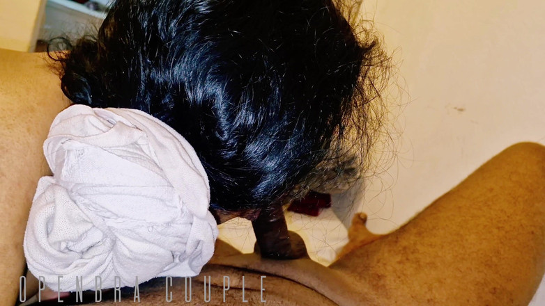 Openbra: Mallu Chechi šuká se svým tchánem po koupeli, část 1