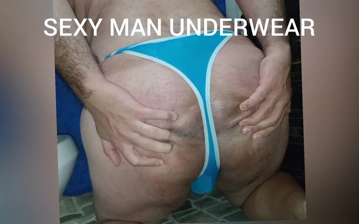 Sexy man underwear: 性感的蓝色丁字裤和高潮