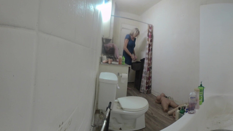 Lizzy Yum: Liz Young SD October se masturbe