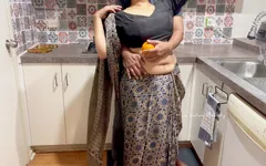Hottest Erotica Saree Love Making Ever - Sliding Orange Fruit in Navel and Boobs