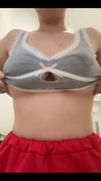 Have Some Jiggly Tiddies