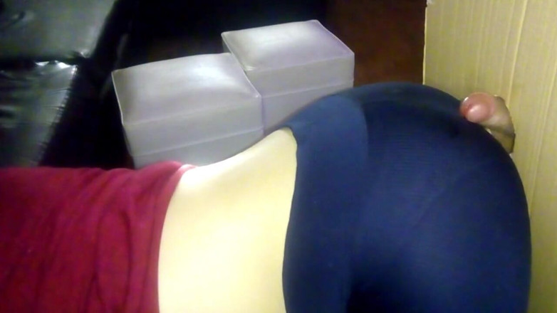 Sexoamateur: Pocieranie gloryhole