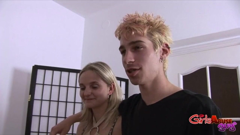 GirlsAbuseGuys: Bragging Boy