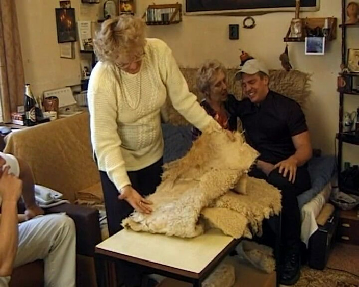 BB Video - Old School: ドイツ人グラニーのアマチュアとアナルセックスの屋外乱交