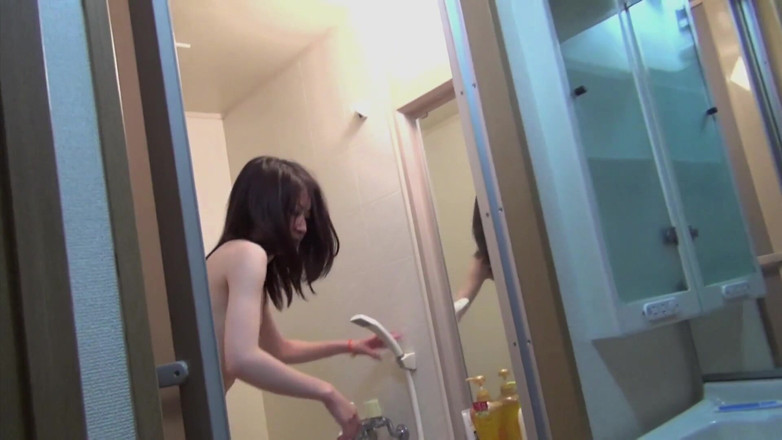 Asian Addiction: Noriko erkek arkadaşının büyük yarağıyla derine inmeden önce biraz sashiminin tadını çıkarıyor!