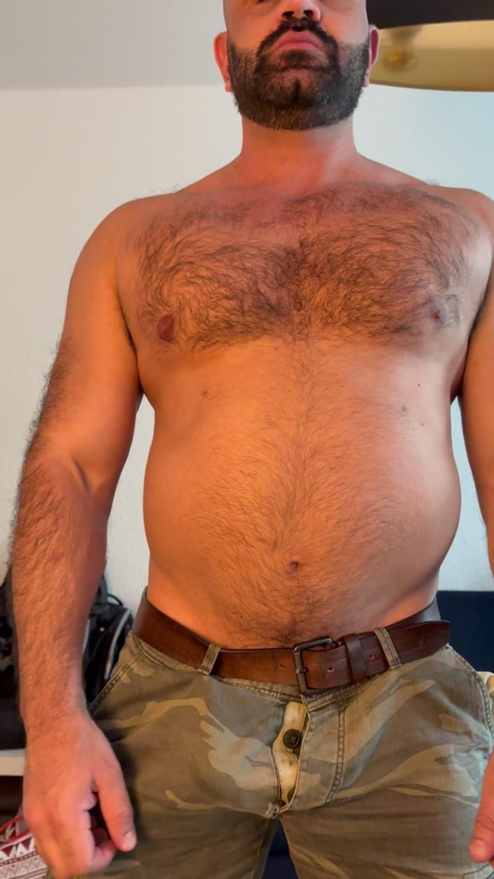 Massive daddy xxx: Solo - Military Alpha