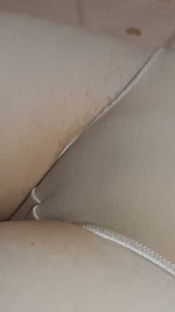 Saya melancap pepek ibu tiri saya yang mengujakan. Menikmati