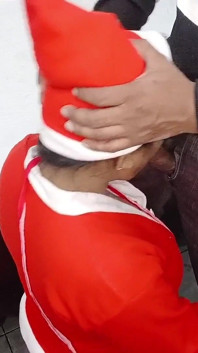 Ateşli kız arkadaşlar noelde bana bir hediye veriyor sert sakso misyoner sikişi ve dışarıda götüne boşalma