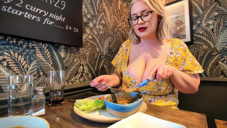 JessieHH: 与继母 sfw 免费晚餐