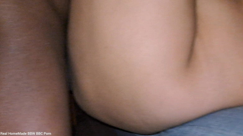 Real homemade BBW BBC porn: Pernas para cima bbc profundo martelando missionário gozando duro