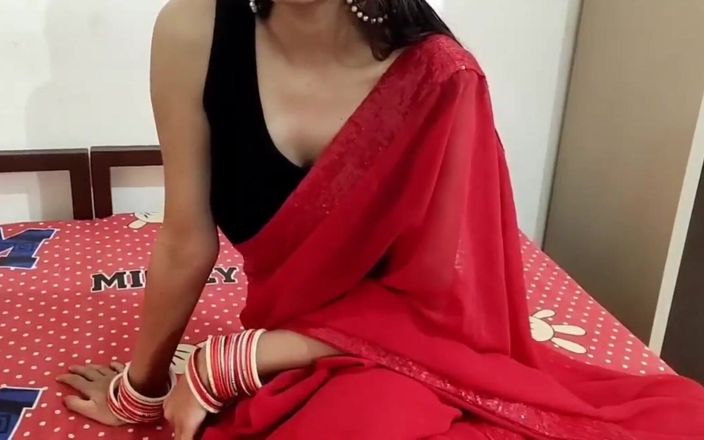 Saara Bhabhi: Hindi seksverhaal rollenspel - Indische vrouw heeft geweldige neukpartij