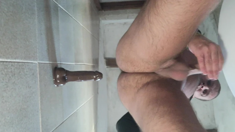 Chemanuchao: Černý penis chutná můj zadek ve sprše