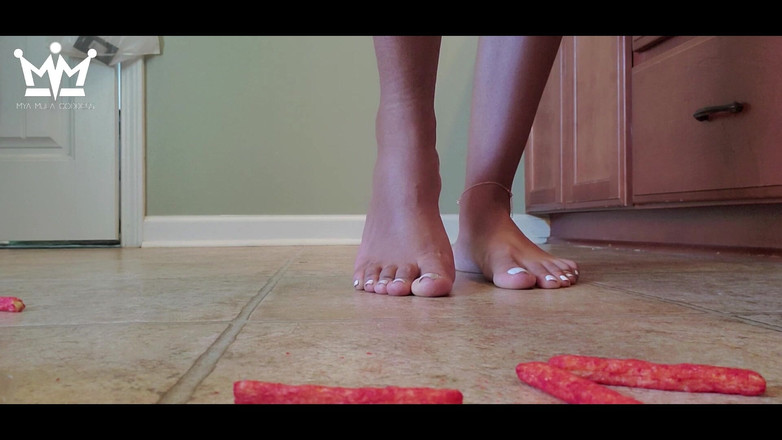 My Amula Goddess: 자지를 빠는 거유녀