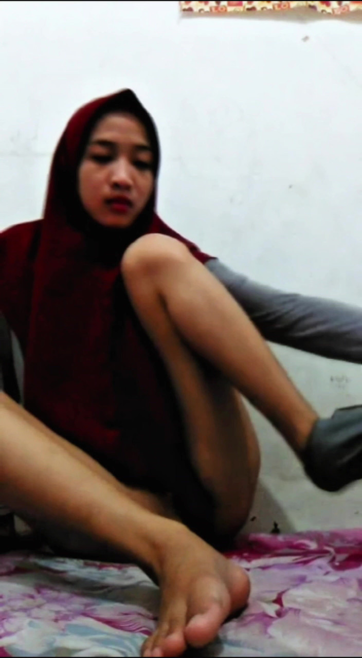 Jilbab69: 남친에게 절대 따먹히는 걸 그리워서 발정나게 했어