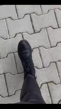 Qui vient nettoyer mes chaussures ?