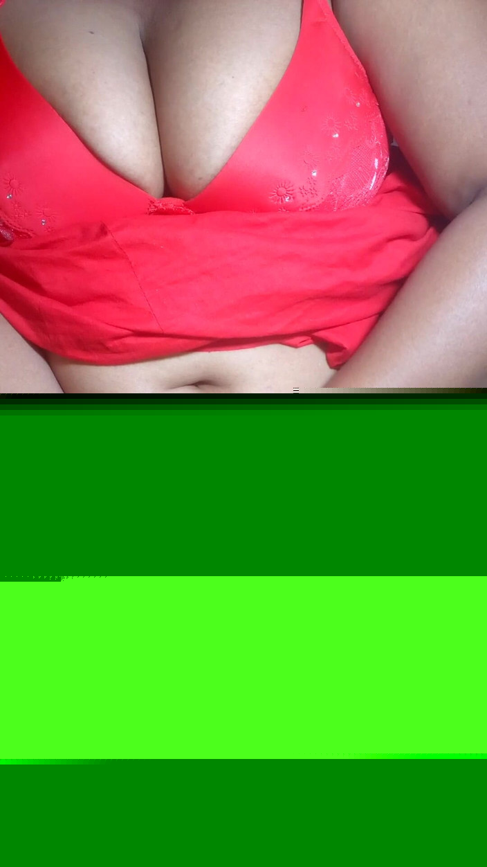 Sadia vabi: Younger Girl Shows Big Pussy