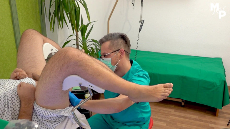 Marcus Pollack Gay: Dr. Wob - 1. Rectal Examination and Measurement of the Maximum Penetration...