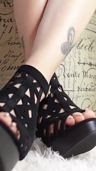 Love the Way the Way the Straps Hug My Feet, the Way They Criss Cross Upon My Skin