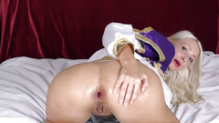 Helena Moeller: Gioco anale & spalancamento dalla principessa bionda