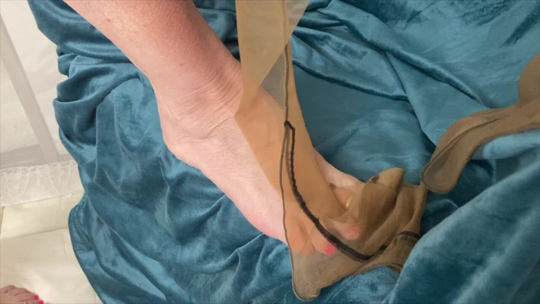 Aunty Sandra vintage girdle queen: 阿姨桑德拉为你们穿衣服