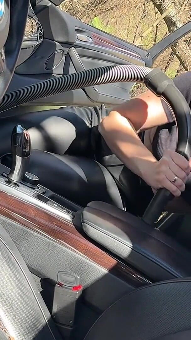 Outdoor Car Vacuum Leather Seats (Fetish Nirvana)