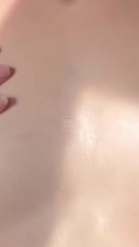 Blonde Grote Kont Die Met Haar Speelt