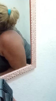 J’adore Sucer Une Grosse Bite