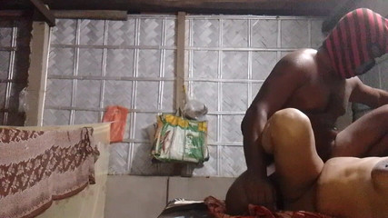 Masuuma Aktaaar: Ấn Độ assam jurhate femash vợ và husbend video làm tình...