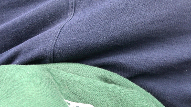 Stepmom Susan: モントリオールの車の中で継息子のチンコに触るフレンチ・カナディアンの継母