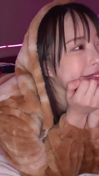 Part 2【spring in Full Bloom! Crystal-clear Beauty Fucks with Face-riding Deep Throat, Quivering and Spasming】