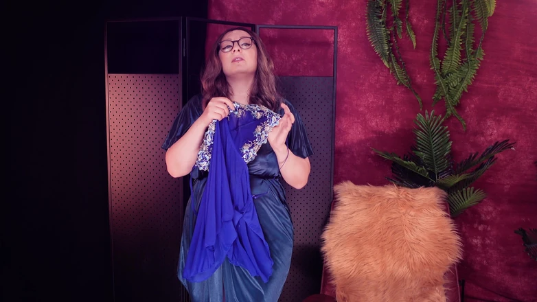 Arya Grander: Wypróbuj Haul: Sukienka Babydoll! Bujna milf w bieliźnie Deep Blue!...