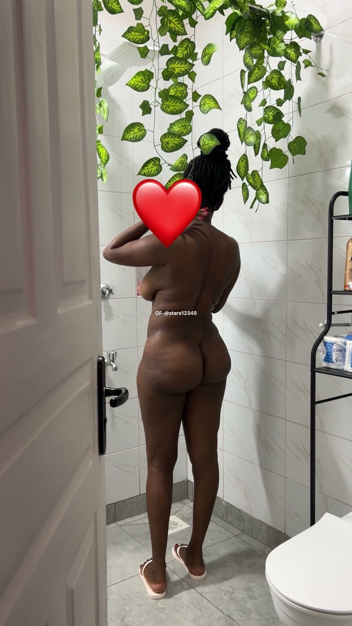 Its Nyota: Girl Taking a Relaxing Shower