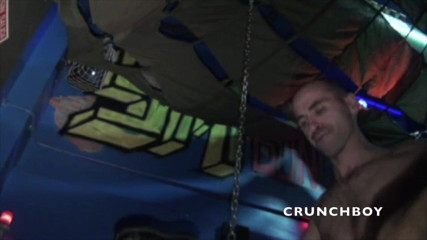 Crunch Boy: 佩德罗在开放的头脑中被爸爸用吊装性交 巴塞罗那